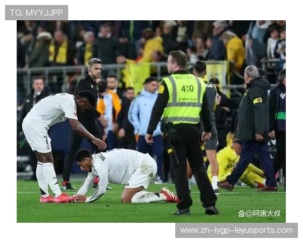 赛场外的挑战JRS理性分析外公病危等家庭因素对球员竞技状态的影响